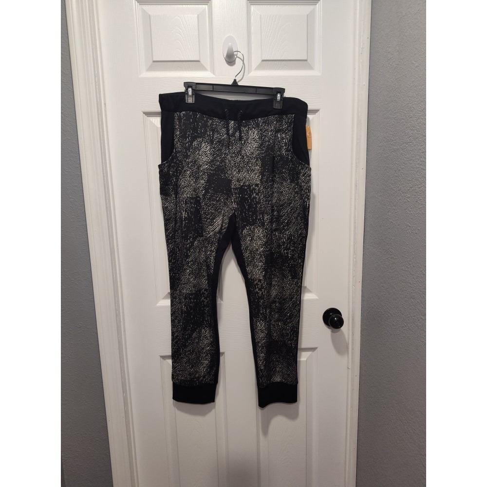 NWT Champion Women's Black Patterned Athletic Joggers Leggings XXL